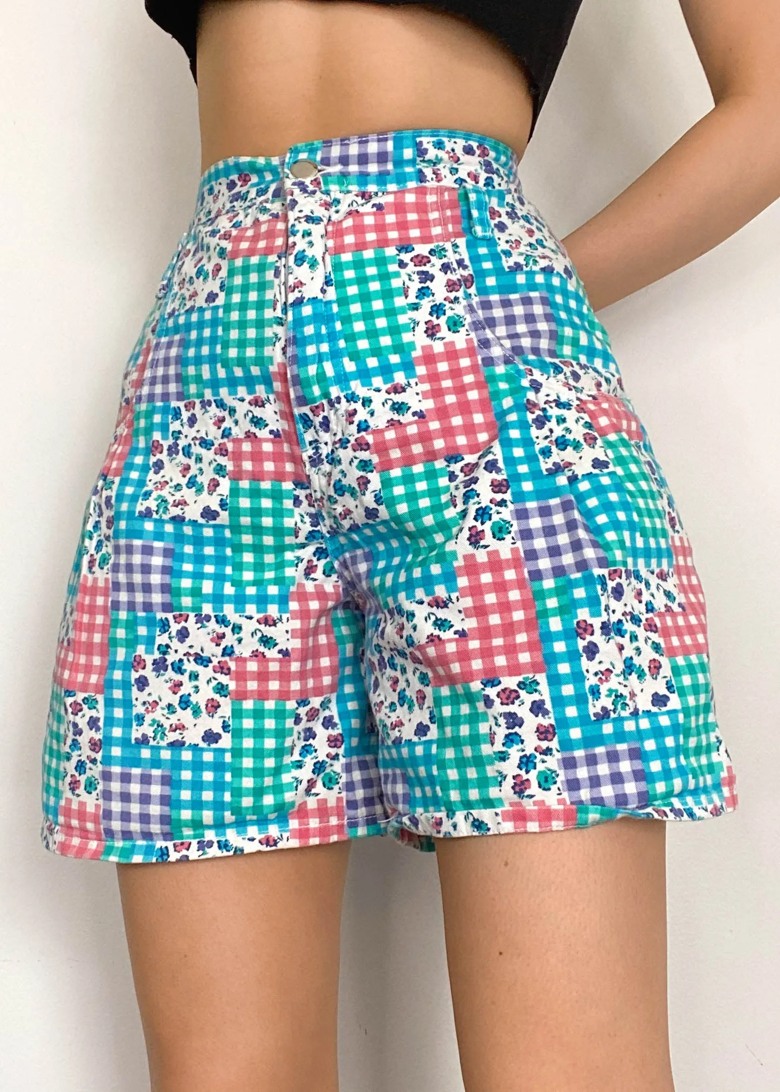 80's Floral and Gingham Print Shorts (27")